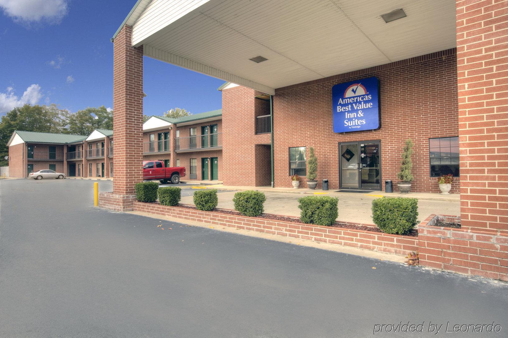 Americas Best Value Inn & Suites - Little Rock - Maumelle Exterior photo