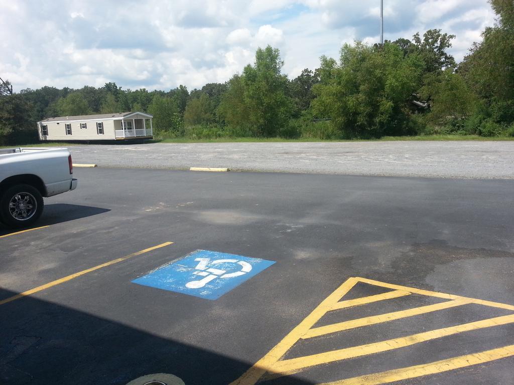 Americas Best Value Inn & Suites - Little Rock - Maumelle Exterior photo